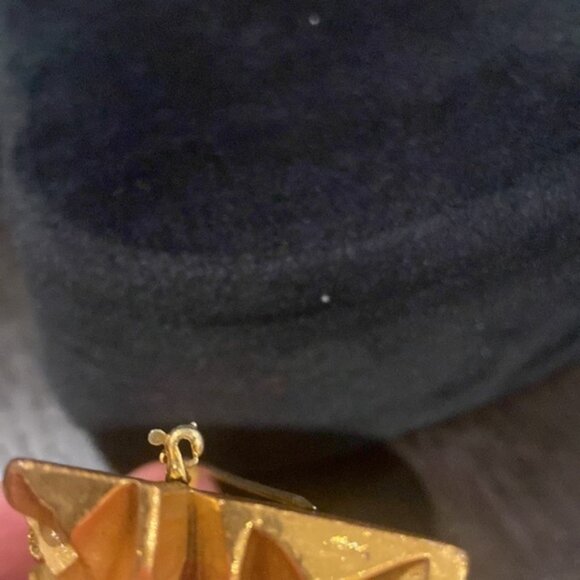 Vintage Bakelite Floral Bar Brooch - Picture 2 of 10